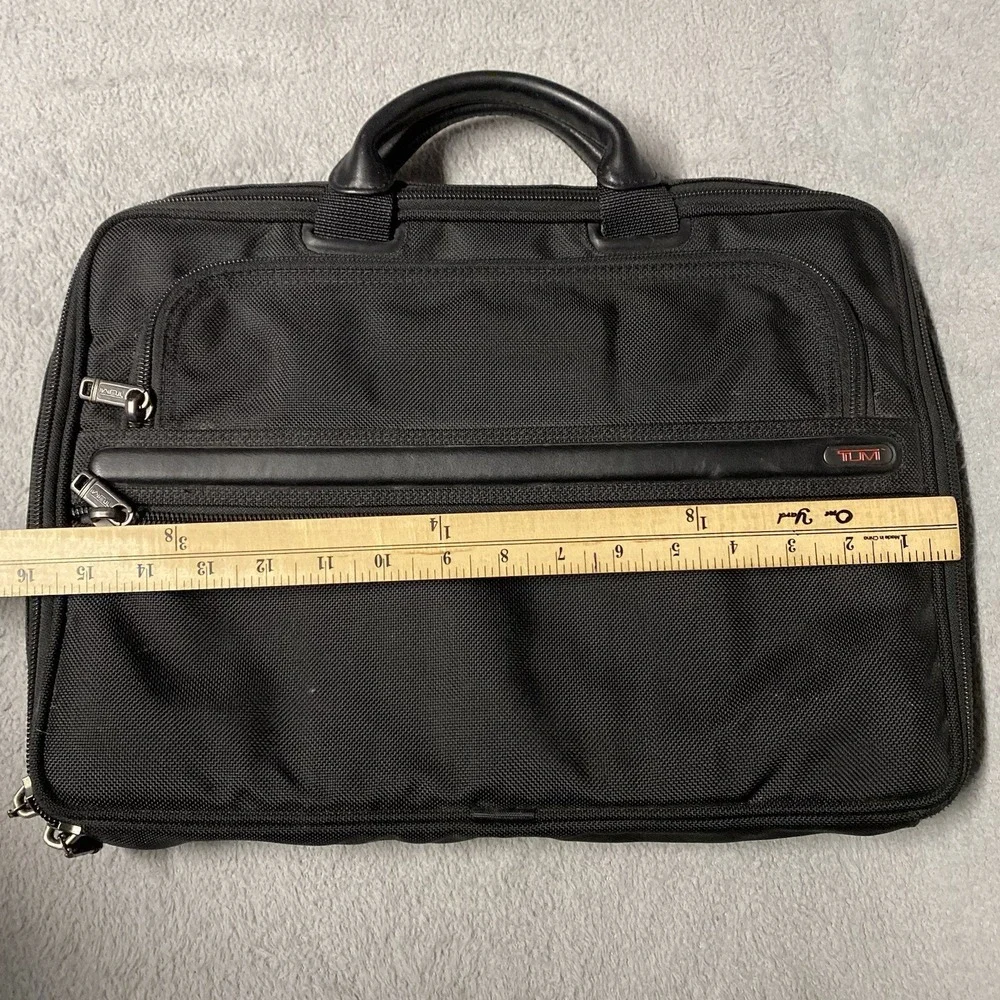 Tumi‎ Laptop Bag Briefcase Black Woven Nylon Padded 15